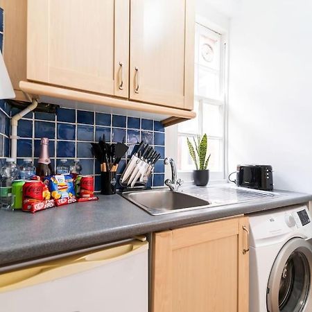 Beautiful One Bedroom Flat In Tavistock Place London Bagian luar foto