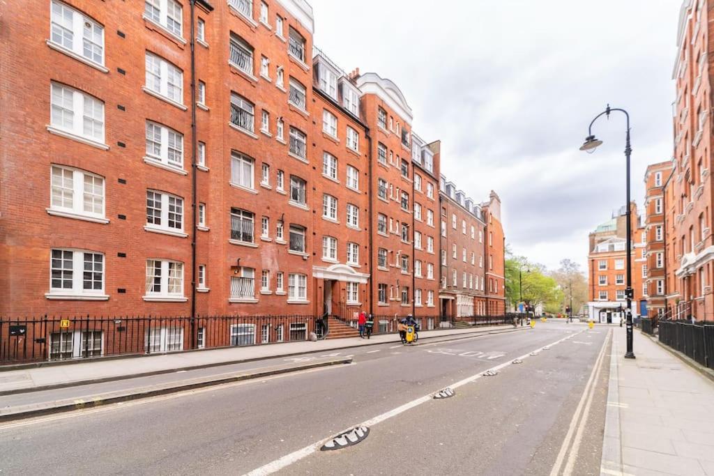 Beautiful One Bedroom Flat In Tavistock Place London Bagian luar foto
